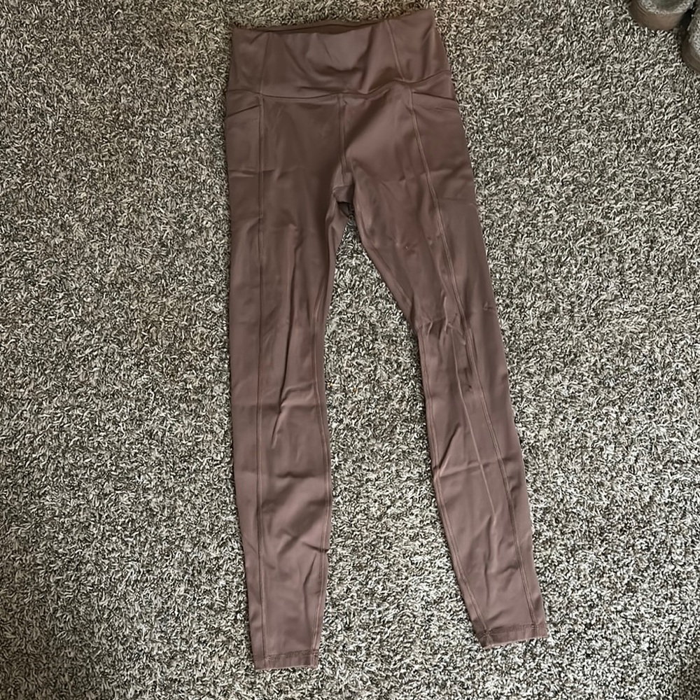 Brown High-Waisted Leggings